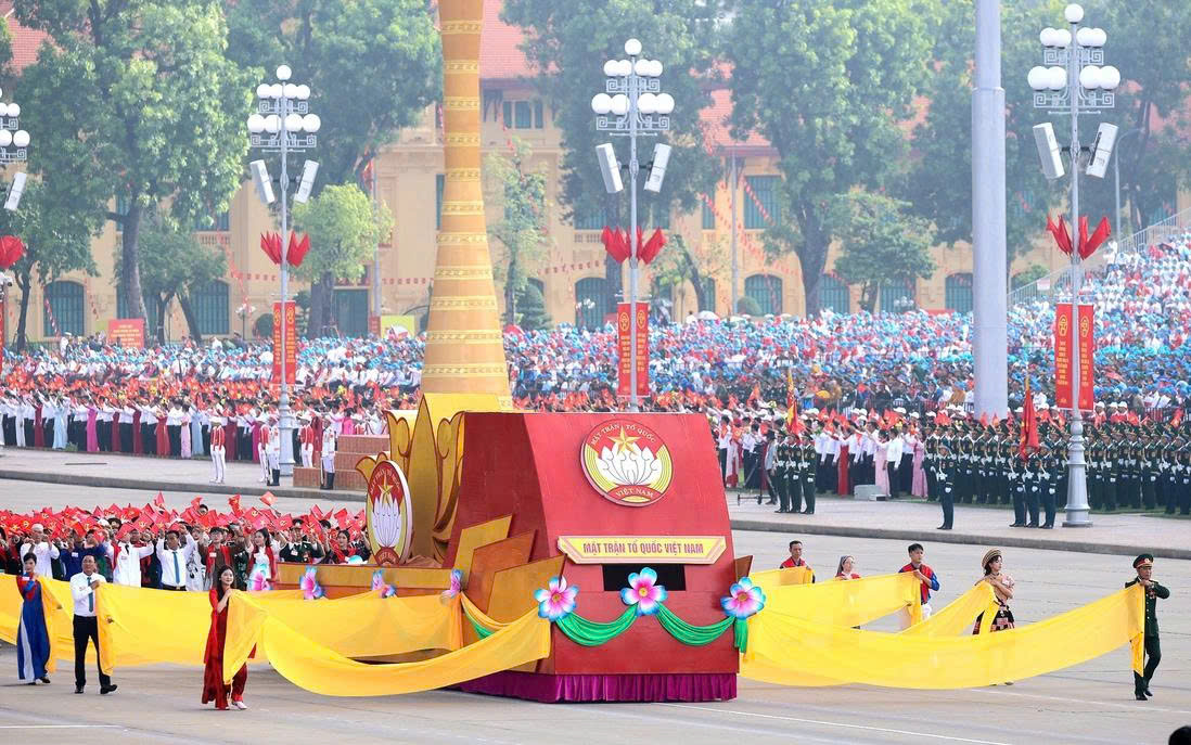 Dưới mái nhà chung đại đoàn kết dân tộc: Tiếp thêm niềm tin, động lực sáng tạo cho văn nghệ sĩ